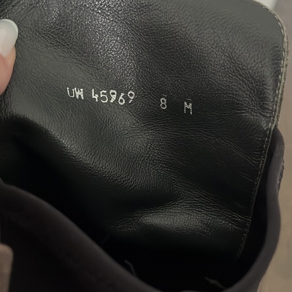 Stuart Weitzman grey boots - Picture 4 of 5